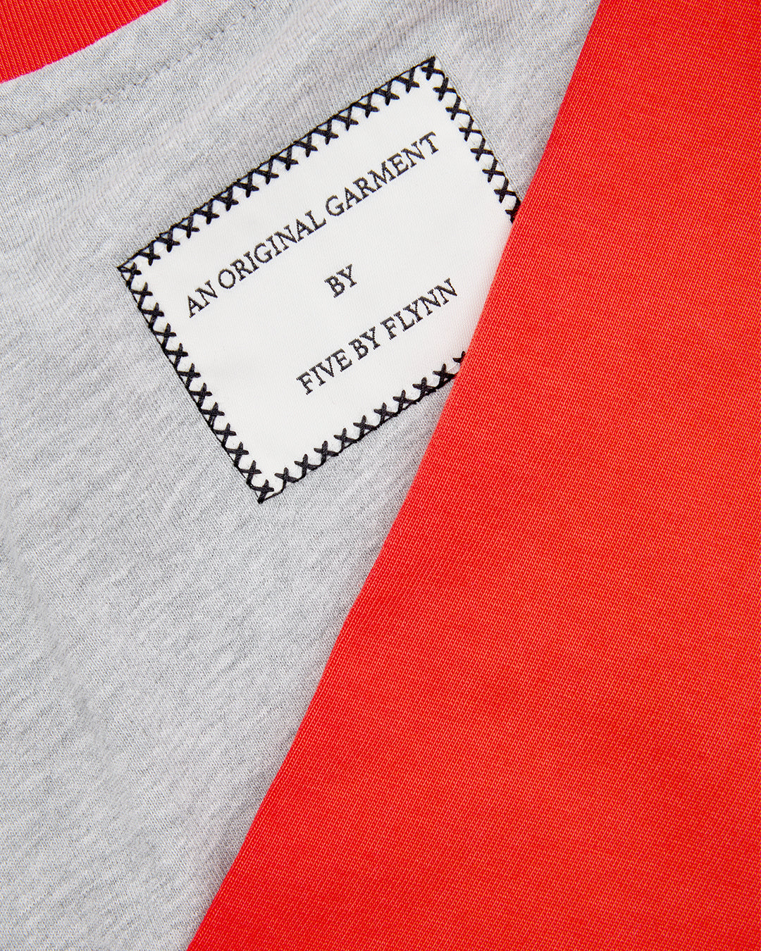 RAGLAN TEE