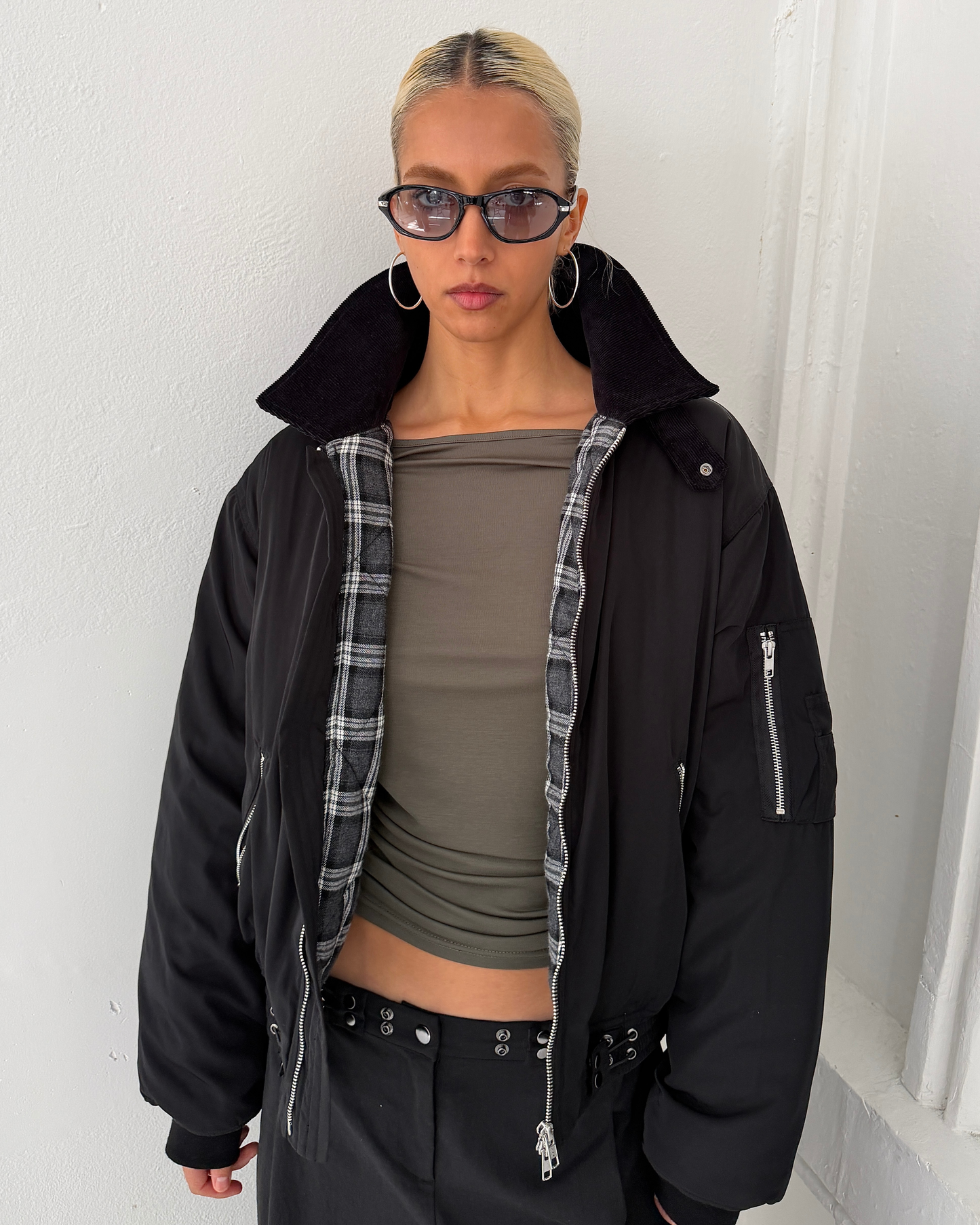 BOMBER JACKET - Black