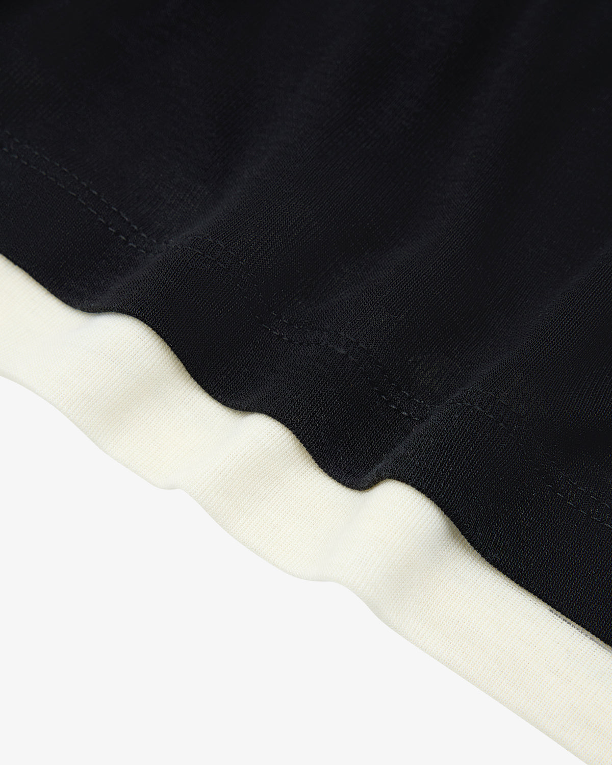 V Neck Tee - Black / Cream