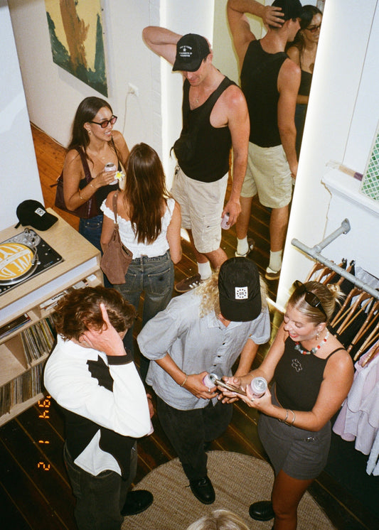 VOL. 8 - 16 ELIZABETH ST