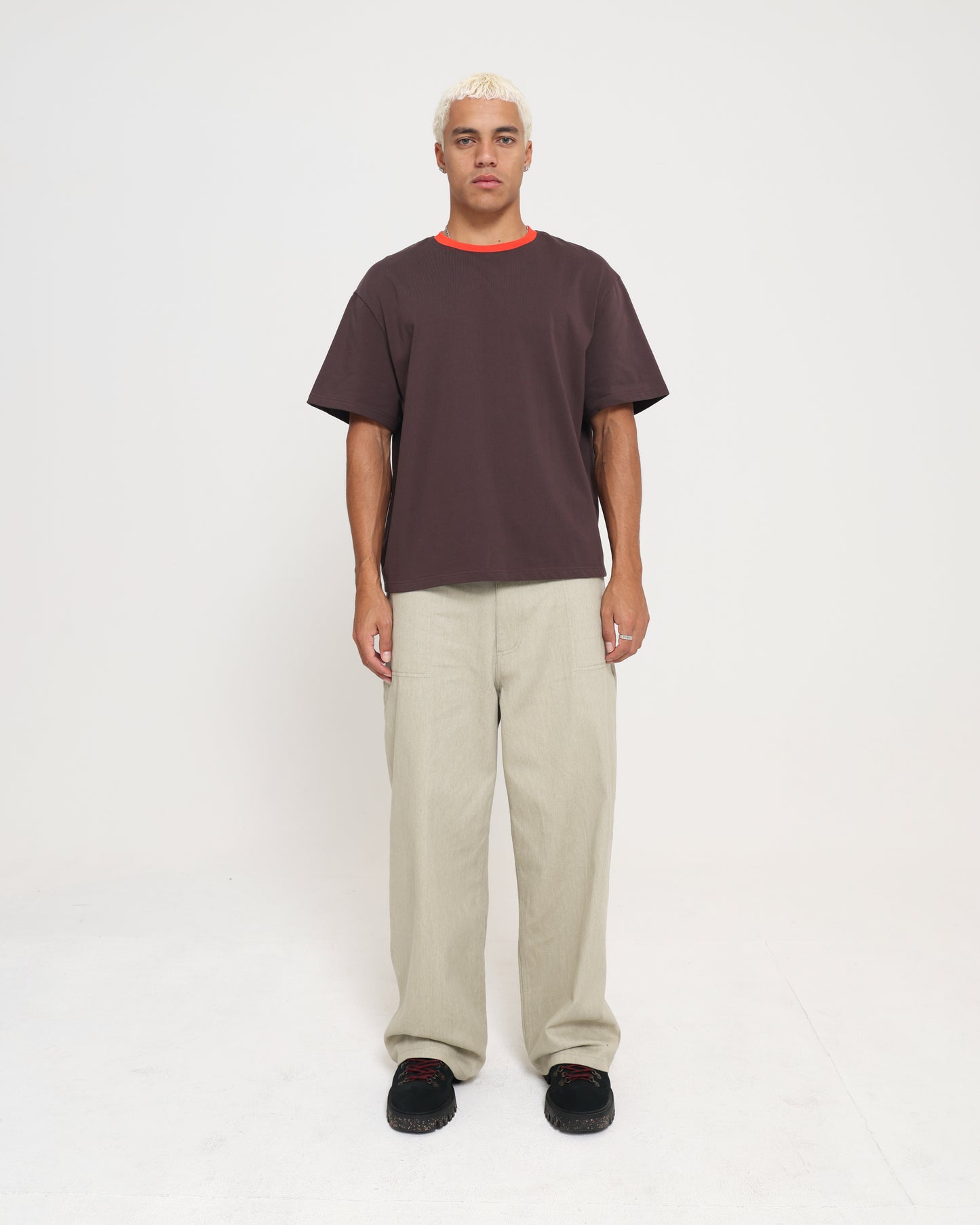 Contrast Neck Cropped Tee - Chilli / Chocolate
