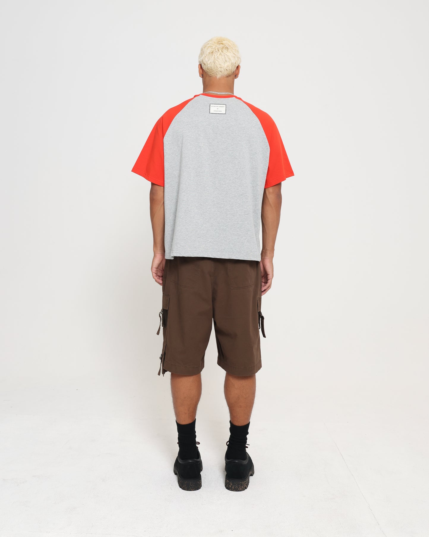 RAGLAN TEE