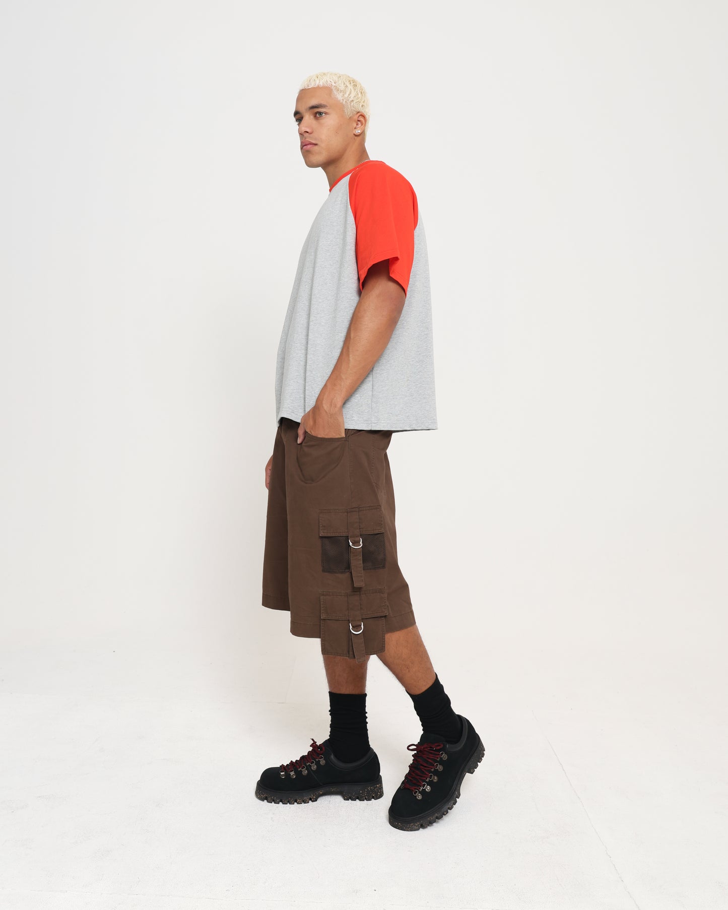 RAGLAN TEE