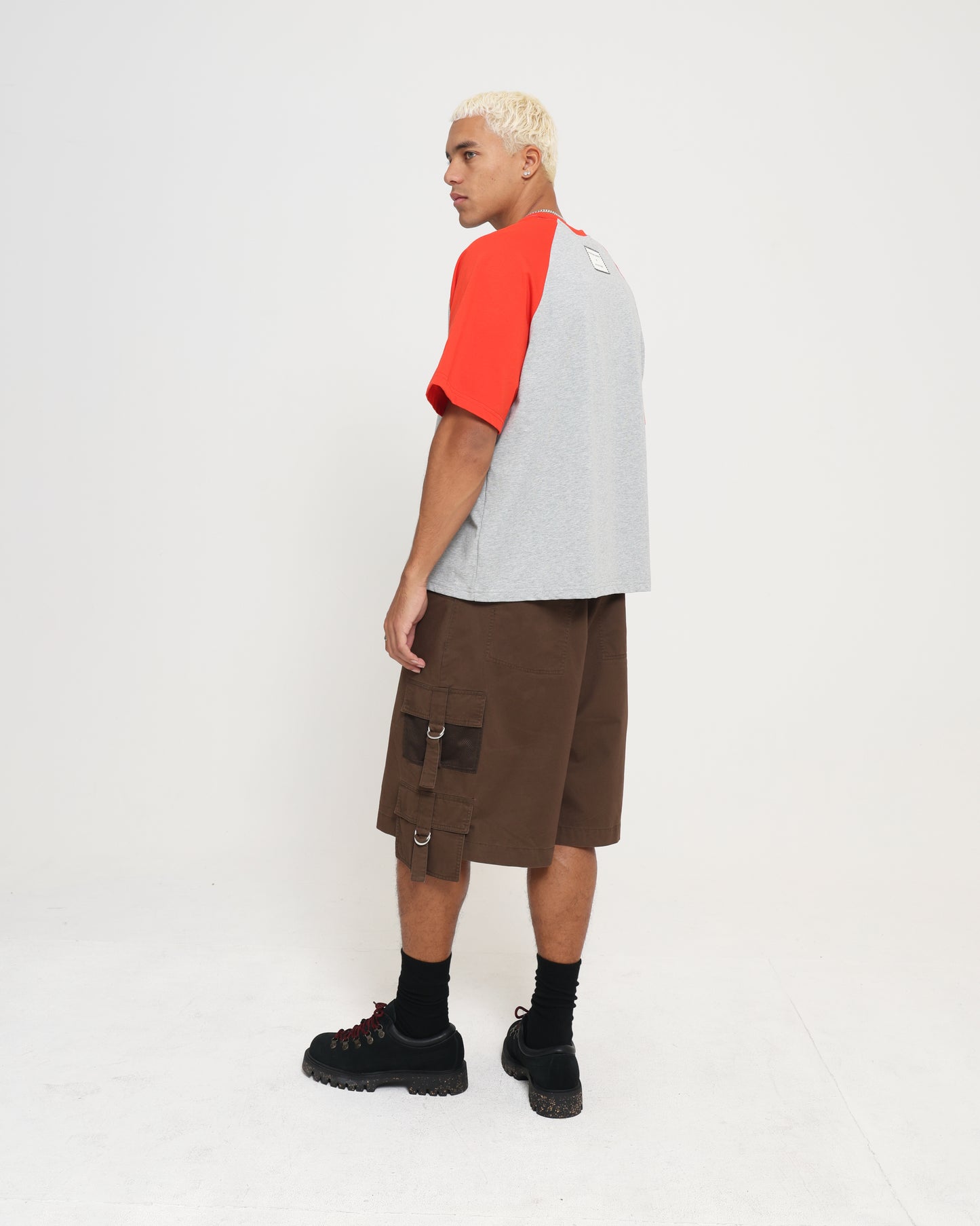 RAGLAN TEE
