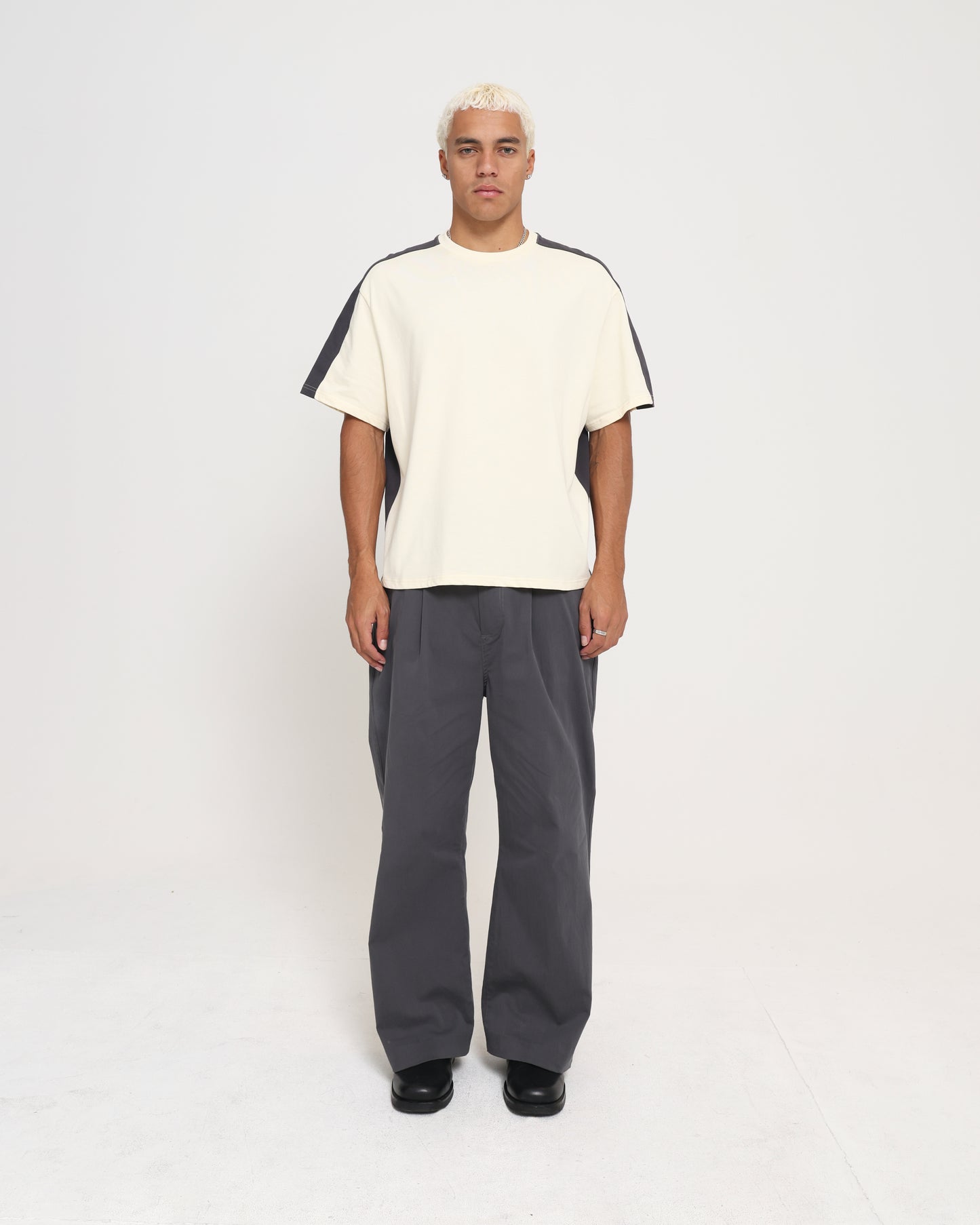 PANELLED CROP TEE - Cream / Charcoal