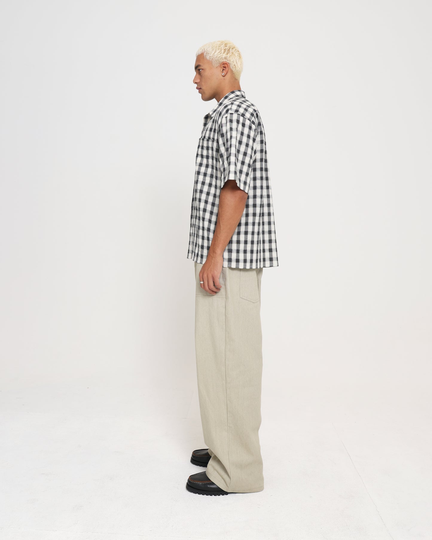 SS BUTTON DOWN SHIRT - CREAM PLAID