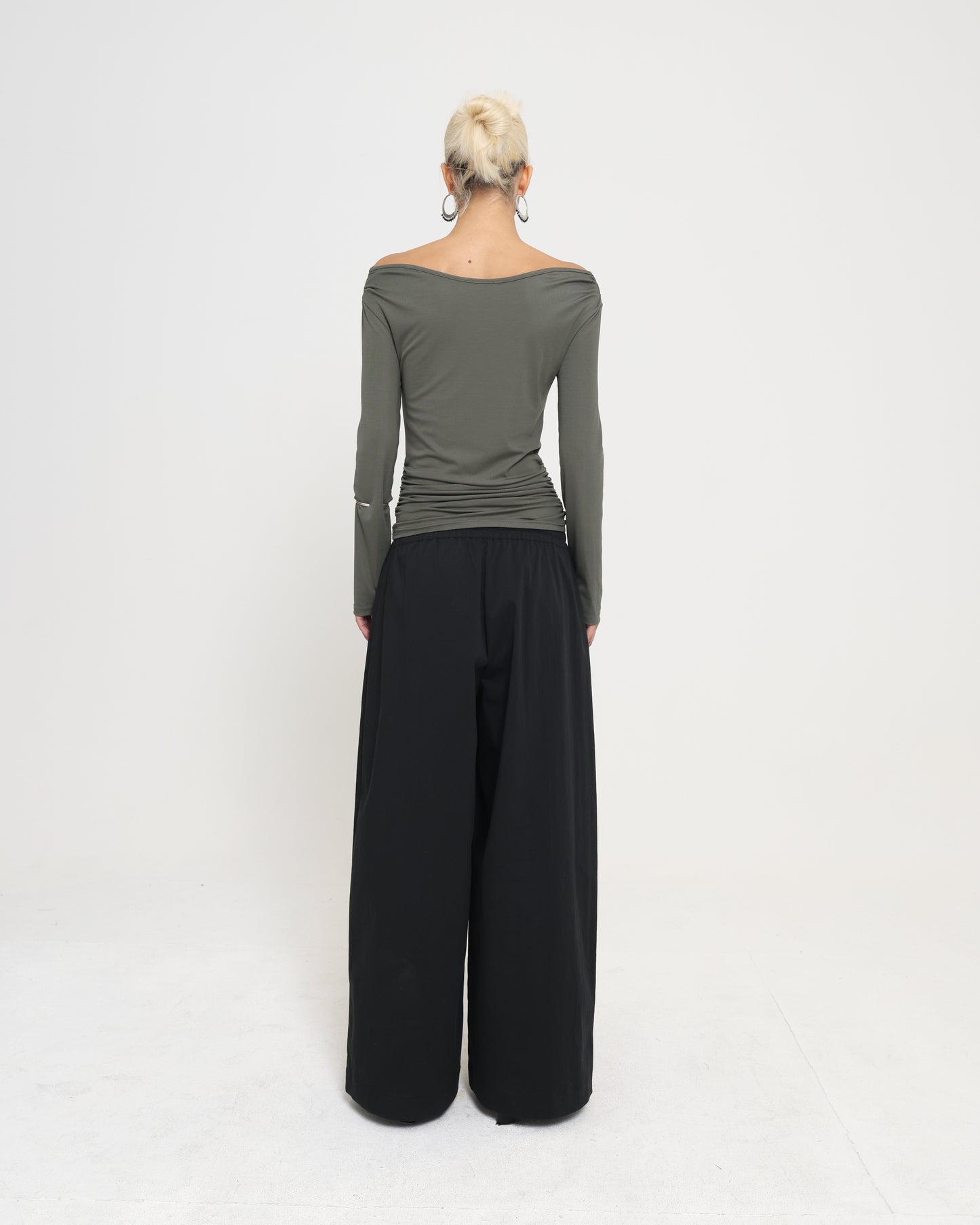 OFF SHOULDER LS TOP - Sage