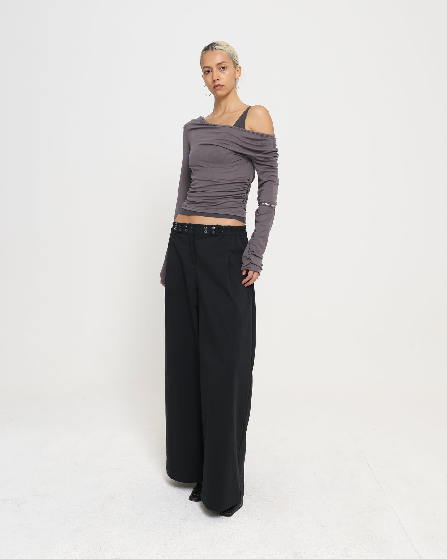 LAYERED LS TOP - Charcoal